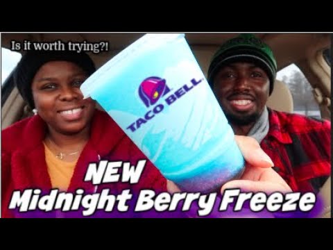 NEW Taco Bell Midnight Berry Freeze Review!!