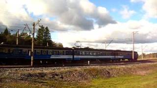 preview picture of video 'Elektriraudtee (Electric railway) Commuter train departs Aegviidu terminus station, crosses...'