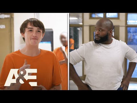 60 Days In: Tony Goes OFF on Inmate Who Thinks He’s Undercover | A&E
