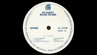 Download lagu Malam Pertama - Nia Daniaty mp3