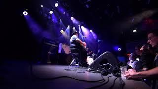 ''I Don't Want nobody - Grown Man Crying Blues'' Popa Chubby in de Vorstin Hilversum 10-11-2017