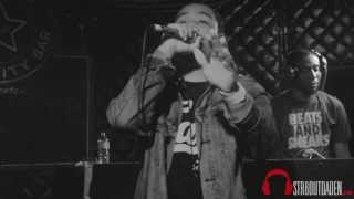 Terrace Martin Performs Triangle Ship w/ 9th Wonder