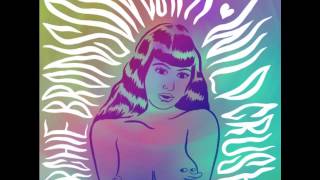 Archie Bronson Outfit - In White Relief (Domino)