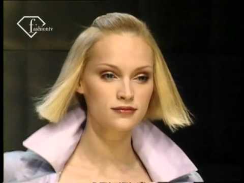 Valentino Spring/Summer 1997 Haute Couture Show