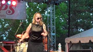 JOAN OSBORNE-05/22/11-ONLY YOU KNOW AND I KNOW-Rochester Lilac Festival