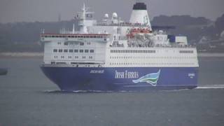 preview picture of video ''Oscar Wilde' Irish Ferries Port Of Roscoff, Brittany, France 16th July 2010'