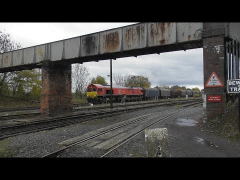 DB 66100 powers past Kidderminster - 30/10/20 (Unseen)