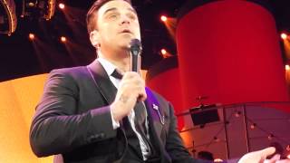 Robbie Williams - Talking to the audience + If I Only Had A Brain, Ziggodome Amsterdam 5/5/2014