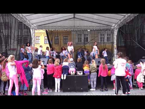 M Dance crew KM Project Everybody can Dance  Den Tance 23 6 2018