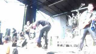 10 years &quot;the wicked ones&quot; live Journey&#39;s backyard BBQ 5-7-11