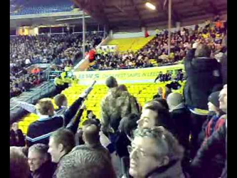 Leeds fans chanting 1-0 and ya fucked it up to hartlepool fans (Boxing day 09)