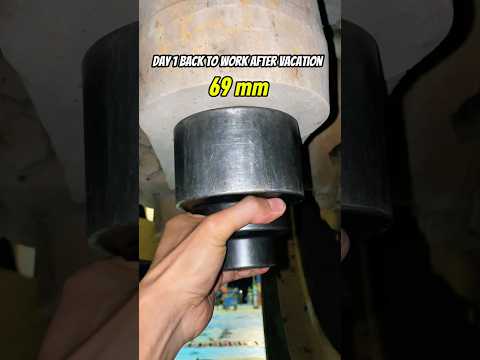 Day 1 back to work after vacation #heavyequipment #mechanic