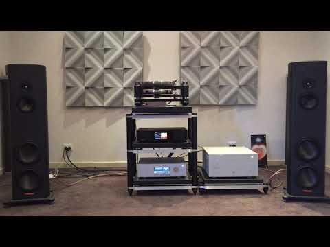 Boulder 1110 and 1160 amps on demo at Absolute Hi End