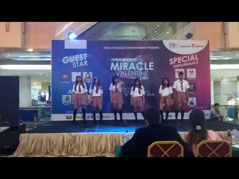 [180218] Lavanya - imill+sticky-sticky+wiggle wiggle at mangga dua square (cover dance hello venus)