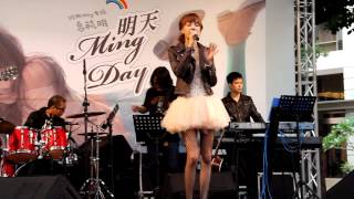 Ming Bridges 喬毓明 / Under the Stars