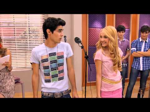 Seriál Violetta na Disney Channel - Ludmila a Tomás zpívají na hodině Angie (Epizoda 20)