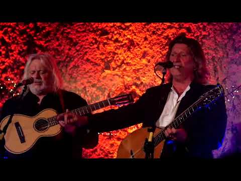 Columbus Didnt Find America - Show of Hands