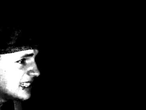 Chilly Serious - Miss Verstanden zieht nach "2Schritte noch, dann tot"