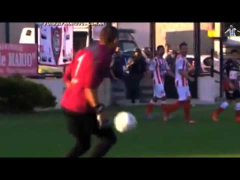 Increíble gol errado por Achucarro