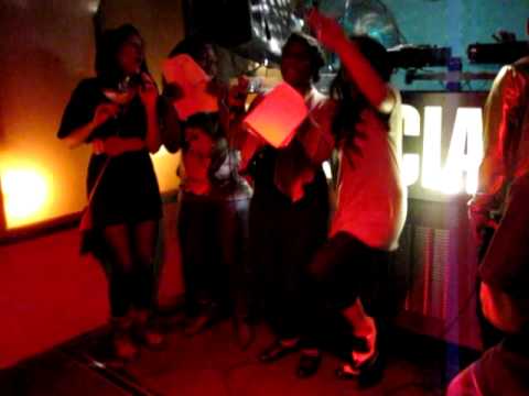 Salt-N-Pepa "Push It"... Dreamgirlz @HipHopKaraoke