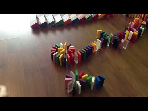 Domino pyramid VS domino sonimod triangle