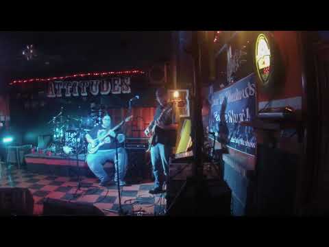 High Horse @ Attitudes 10-19-18 War Pigs (Black Sabbath)