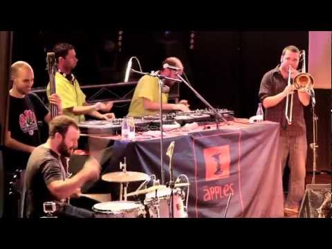 The Apples "Killing in the Name" (Moe Black Music 2012)