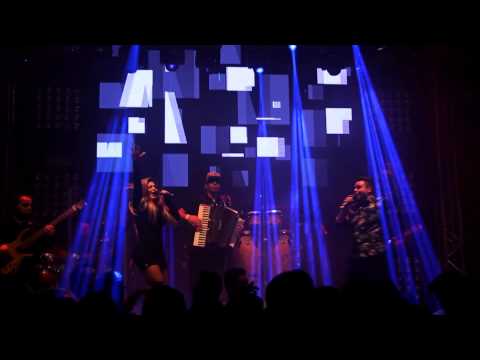 Camila e Haniel Gelo na balada ao vivo no Woods BC