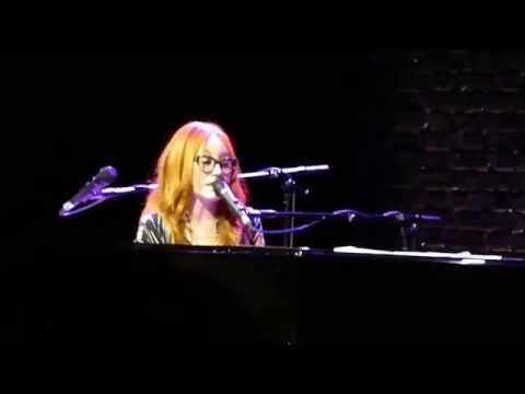 Tori Amos - Yes, Anastasia (Prague 11/06/2014)