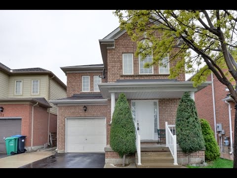29 Heartleaf Crescent Brampton, Satwant Panag and Jassi Panag