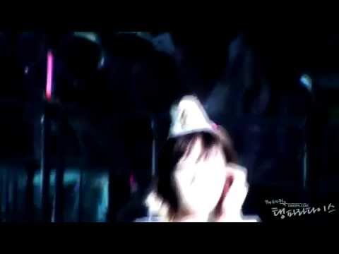 [Fancam] SNSD Taeyeon cries during Forever (2011 Girls Generation Tour)