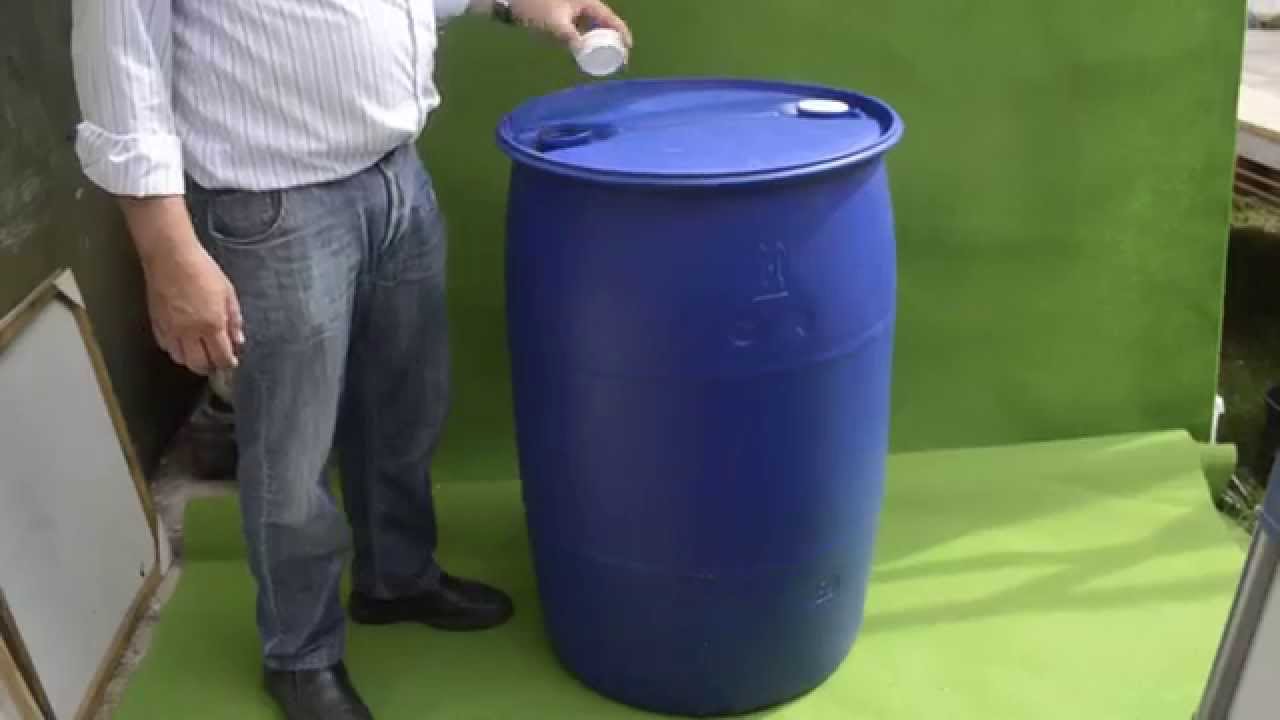 Tanque de plastico azul de 200 litros