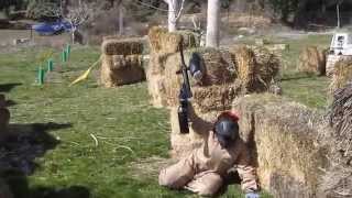 preview picture of video 'Girls versus Boys chicas vs chicos paintball la emboscada'