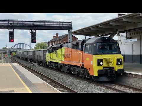 Colas Railfreight 70817 4Z75 Longport Land Recovery to Redcar Ealnos box wagons passes Derby