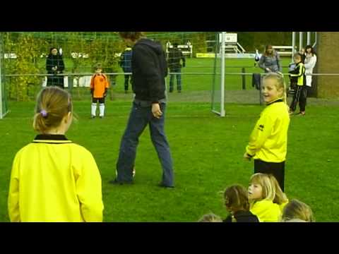 Penalty`s Reiger boys meiden tegen Zeevogels jongens