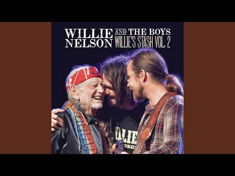 Videoclip de Cold, Cold Heart (feat. Lukas Nelson & Micah Nelson) — Willie Nelson