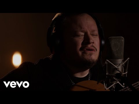 Video thumbnail for Ella Es (Sesión Acústica)