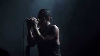 Nine Inch Nails, &quot;Find My Way&quot; (Live at the Troubadour)