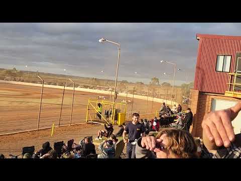 Esperance Speedway - Super Sedans Wa - Rnd 5 - Heat 2