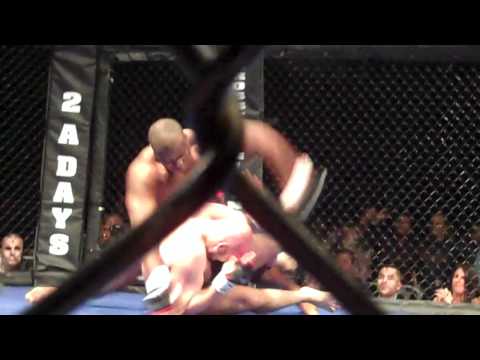 IXFA Feb 2011  - Taylor Hebert vs Derrick Lewis