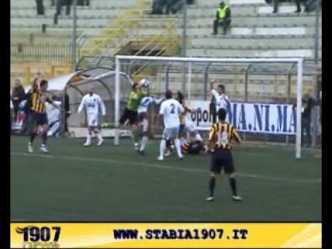 31.11.08 JUVE STABIA-V.LANCIANO: RIGORE NEGATO A BIANCOLINO
