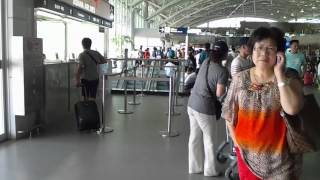 preview picture of video '2012-07-30 釜山 - 金海空港国際線ターミナル'