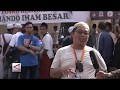 Simpatisan Prabowo-Sandi berikan makanan gratis Simpatisan Prabowo-Sandi berikan makanan gratis