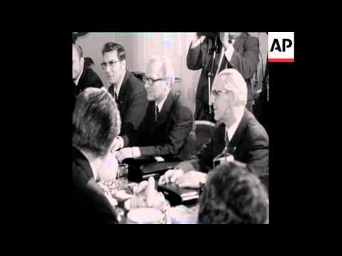 CUTS 12/11/1971 EAST GERMAN PRIME MINISTER AND PARTY LEADER VISIT CZECHOSLOVAKIA