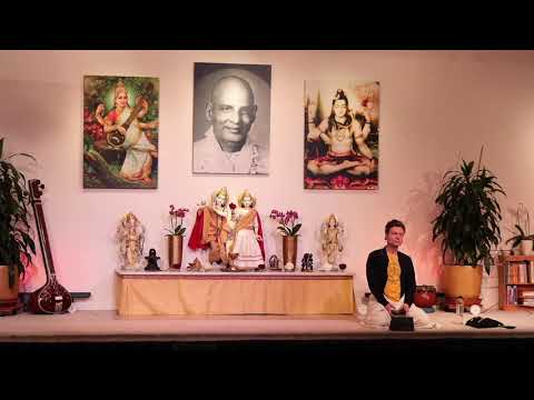 Fortgeschrittenes Pranayama mit Max - Yoga Vidya Ashram Live, 15.01.2022, 6:00 Uhr