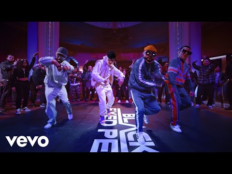 Black Eyed Peas, Daddy Yankee - BAILAR CONTIGO (Official Music Video) © Black Eyed Peas