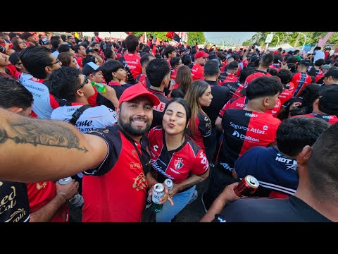 "RECIBIMIENTO ATLAS VS MONTERREY ❤️" Barra: Barra 51 &bull; Club: Atlas &bull; País: México