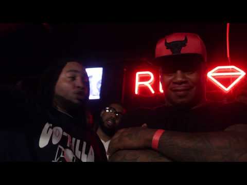 Pyrex vs Boat Shoe Holly