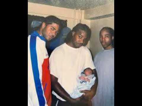 Stack Bundles Ft. Jim Jones & Juelz Santana - Make A Chick Go (Remix)