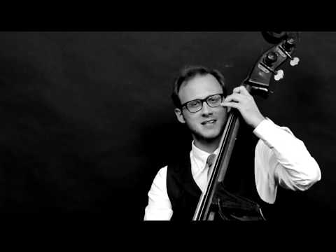 Talking Ties - Straighten up and fly right - Andrew Sisters' Tribute